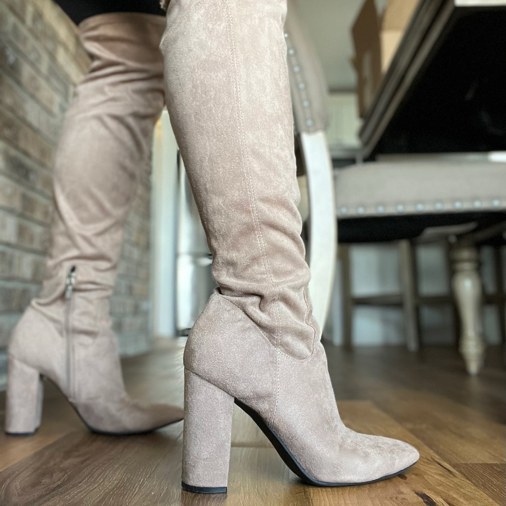 SOLD GUESS Suede Boots